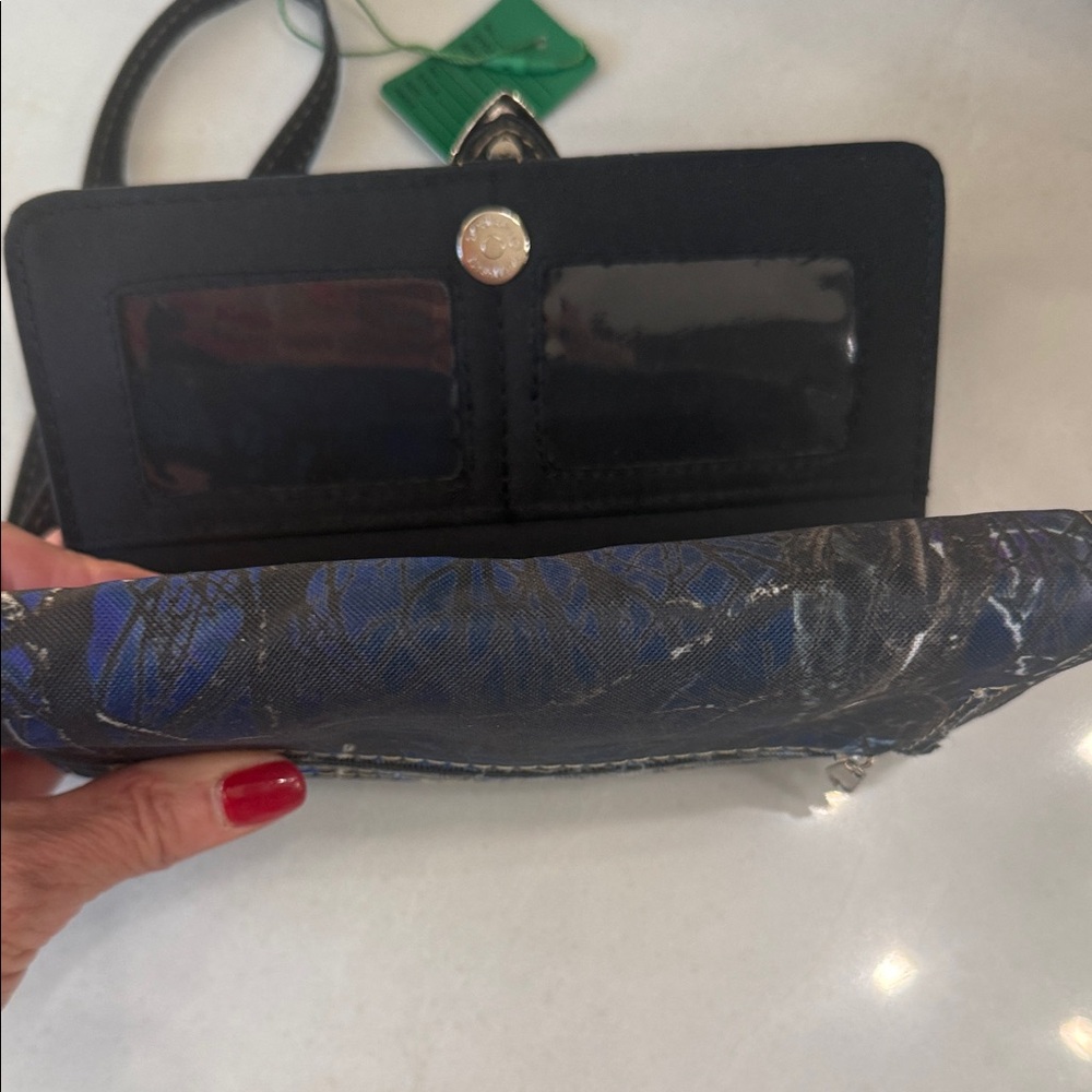 Stylish Black and Blue Women's Clutch with Buckle - Picture 7 of 13